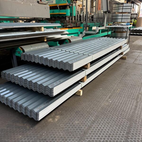 Corrugated Roofing Sheets | Anthracite | Polyester Coated | 0.7mm Thick | 8ft Length - Image 2