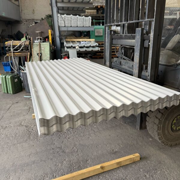 Corrugated Roofing Sheets | Light Grey | 0.5mm Thick | 1070mm Width | 8ft Length
